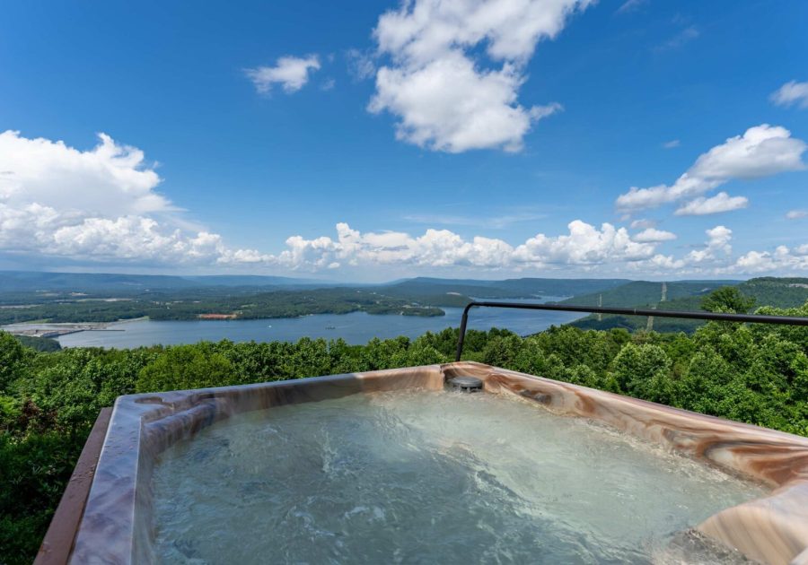 Fish Tales Cabin – Spacious Retreat with Hot Tub Main Image