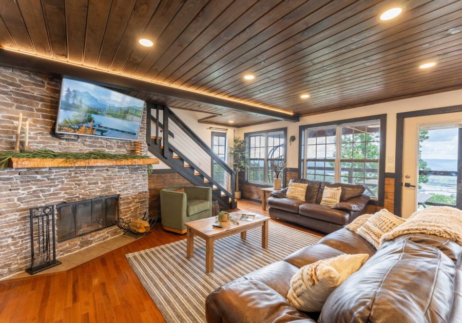 Mountain High Cabin with hot tub, fire pit, & indoor pool! Main Image
